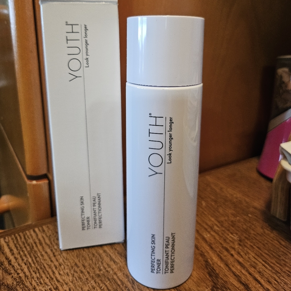 Youth Perfecting Skin Toner